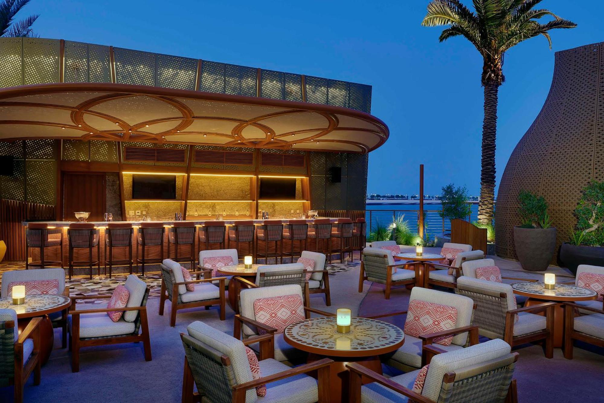 Waldorf Astoria Doha Lusail Extérieur photo The Bar