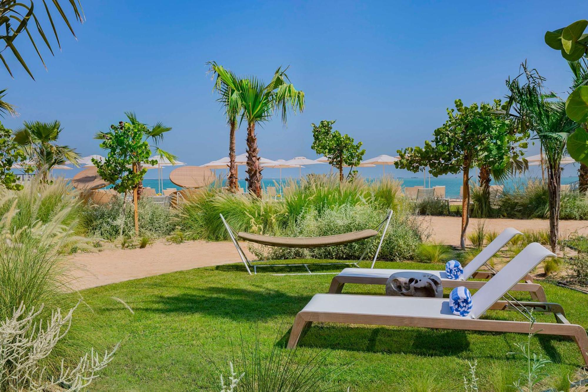 Waldorf Astoria Doha Lusail Extérieur photo The beach at the resort