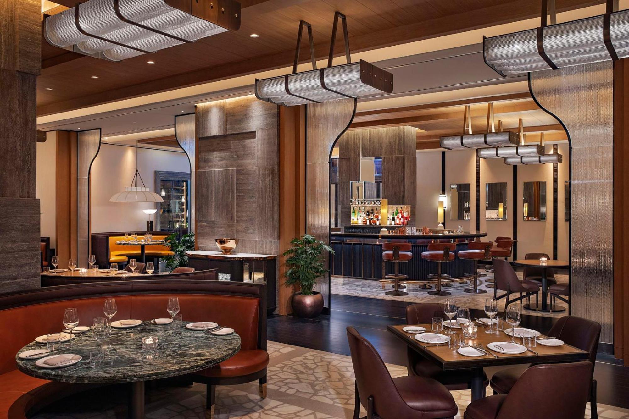 Waldorf Astoria Doha Lusail Extérieur photo The interior of the restaurant